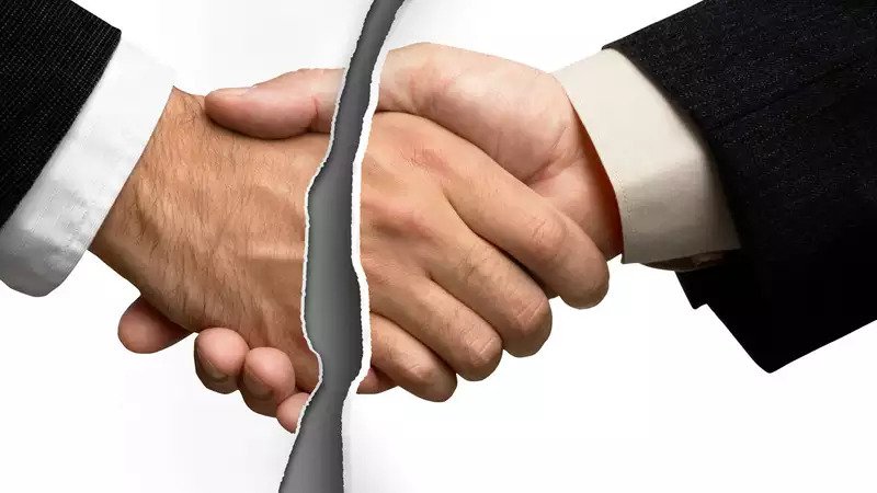 معامله عادی نسبت به کدام املاک فاقد اعتبار است؟
